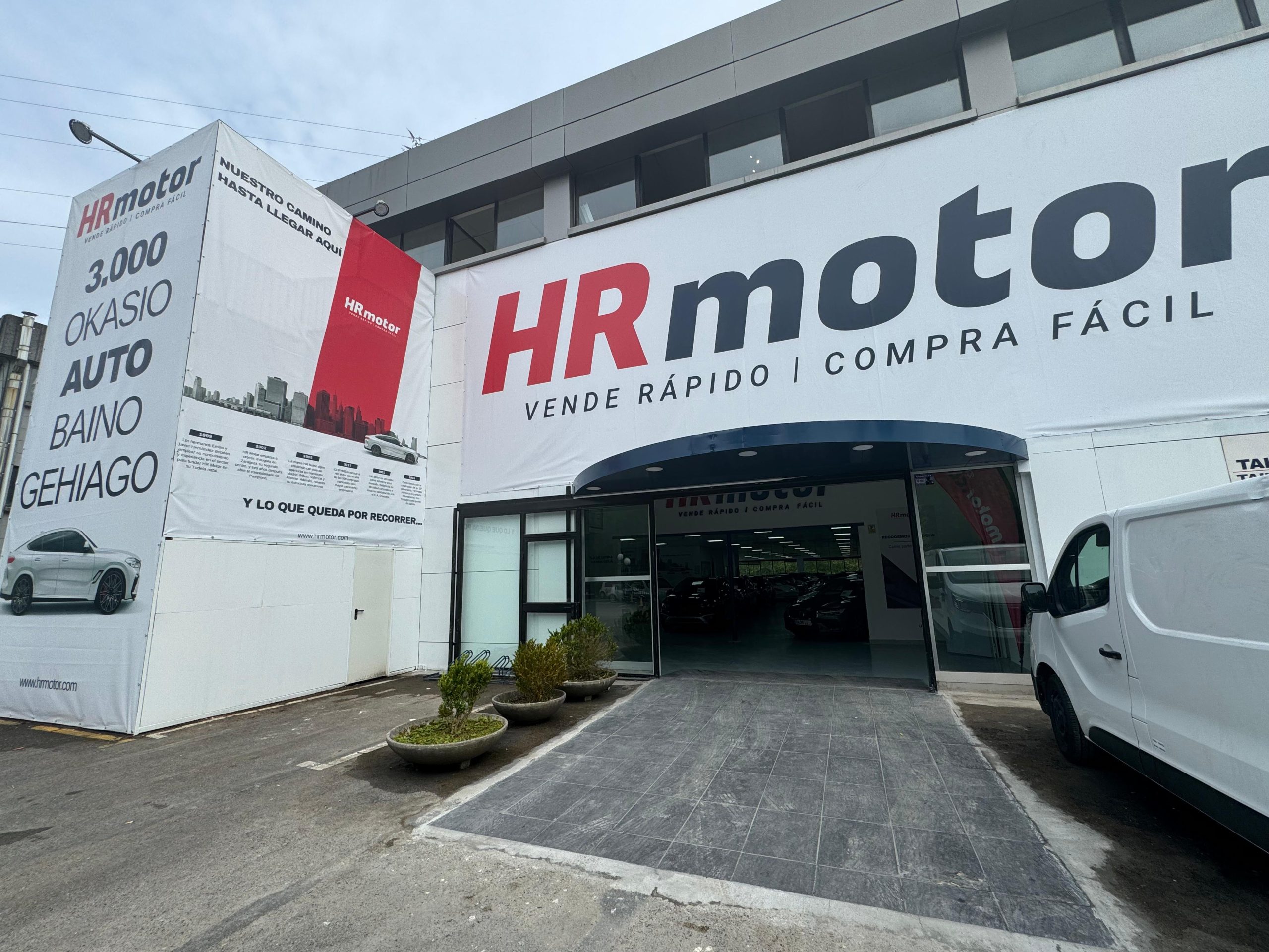 HR Motor - Concesionario de coches de segunda mano en San Sebastián - 4