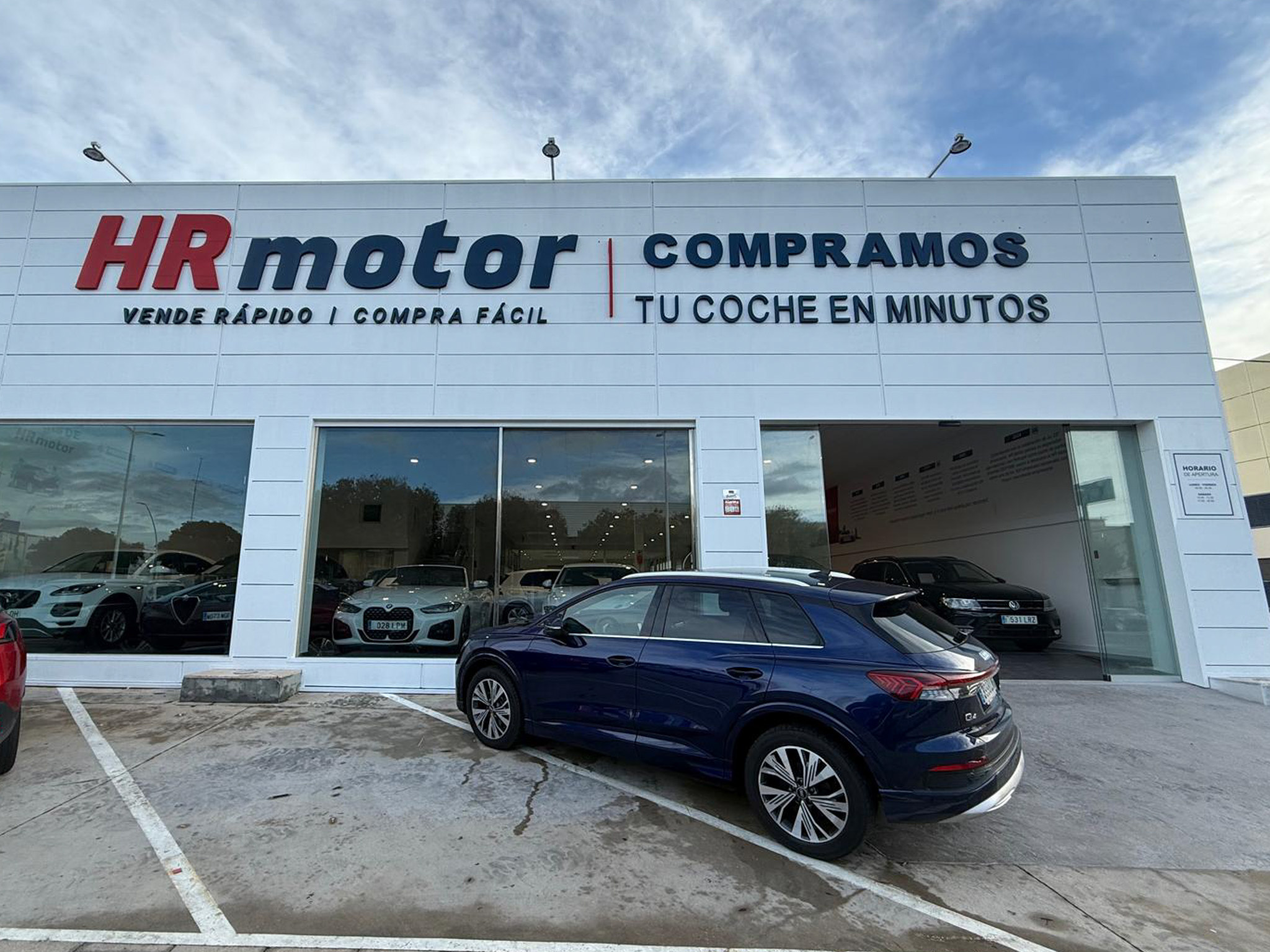 HR Motor - Concesionario de coches de segunda mano en Mallorca - 1