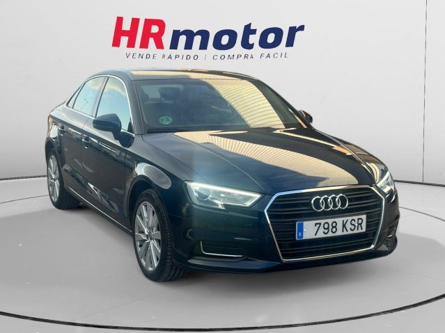 Audi A3 1.6 TDI Sedán 30 TDI