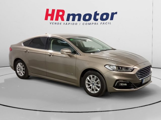 Ford Mondeo 2.0 Hybrid Titanium