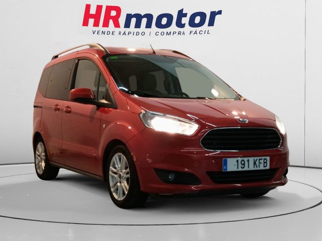 Ford Tourneo Courier 1.0 EcoBoost Titanium