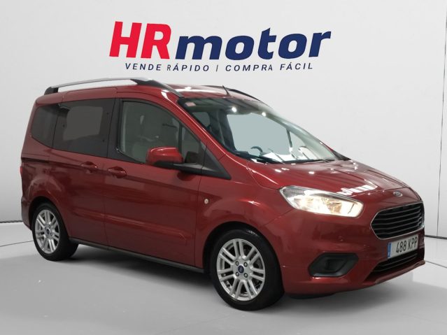 Ford Tourneo Courier 1.5 Titanium