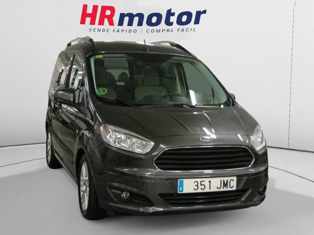 Ford Tourneo Courier 1.5 Titanium