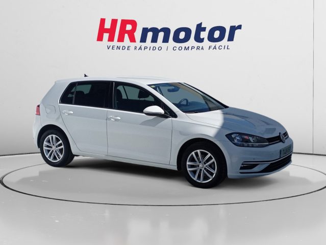 Volkswagen Golf 1.0 TSI 110 Advance