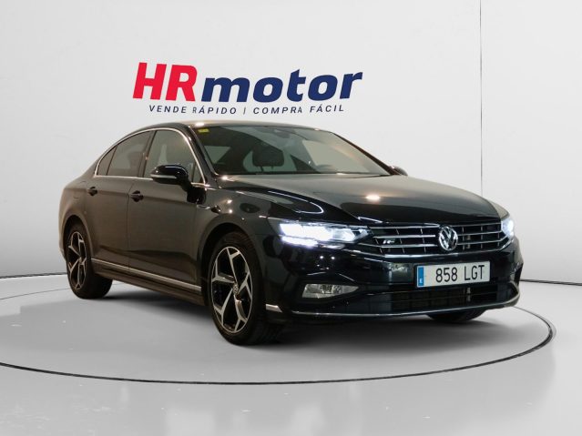 Volkswagen Passat 2.0 TDI BlueMotion Tech. R-Line