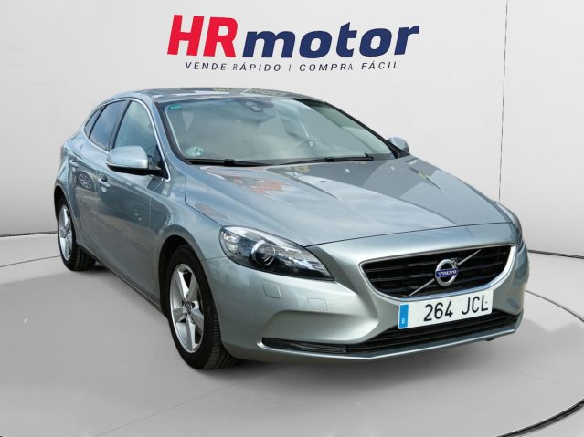 Volvo V40 Momentum T4