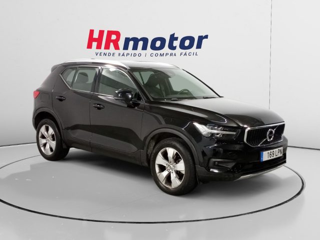 Volvo XC 40 T2 2WD Momentum Pro