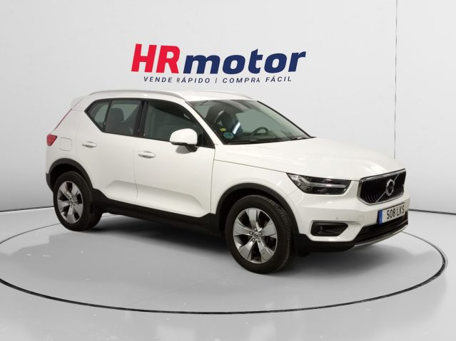 Volvo XC 40 T2 2WD Momentum Pro